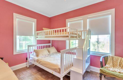 Retro Revival with Modern Comfort - A Mid-Century Gem in Gonzales LA - Foto 25