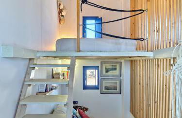 Blue and Green in Luxury - Photo 24