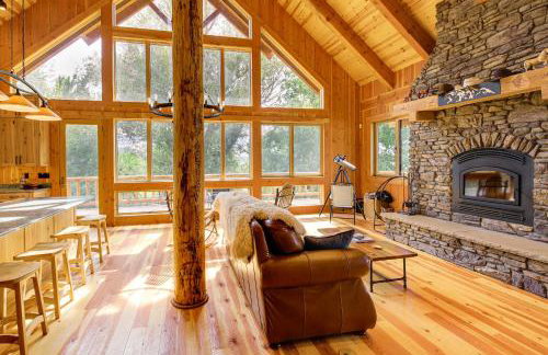 Nordic Style Lodge with Deck on 80 Acres in Arlee - Foto 3