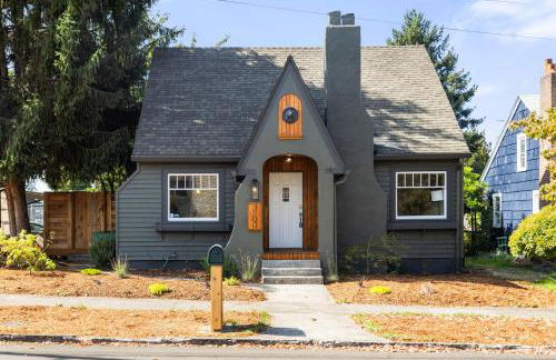 Timeless Historic Home near Downtown with HOT TUB - Foto 36