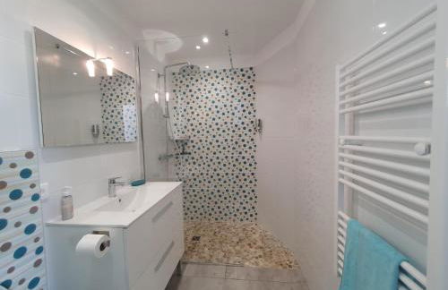 Très belle Résidence vue mer et piscine chauffée - BACCALOCATION - Foto 43