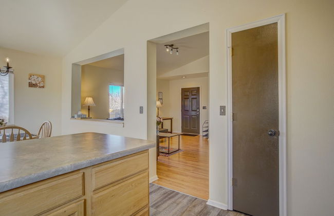 South Side COS & Ft. Carson Value Stay! Dogs OK! - Foto 8