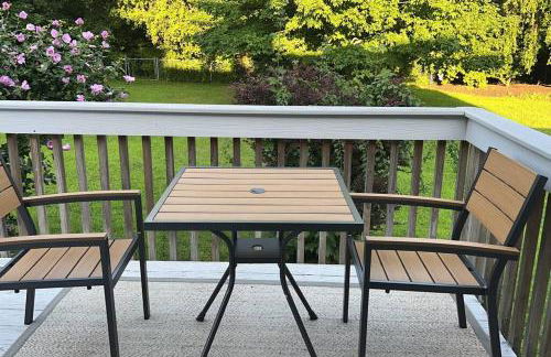 Premium Private Suite with Parking and Workspace - Foto 23