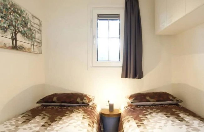 Nice Chalet in a Holiday Park - Foto 2