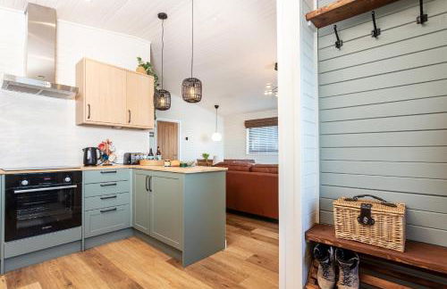 Sandmartin Lodge a lakeshore haven at Pine Lake Resort - Foto 24