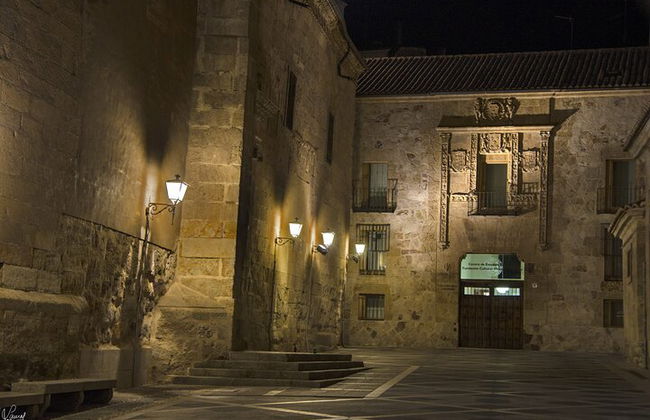 Tour notturno privato di storie e leggende di Salamanca - Foto 2