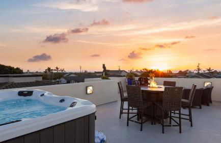Sunset Serenity by Avantstay Rooftop w/ Hot Tub & Fire Pit, 3 Blocks to Beach! - Foto 30