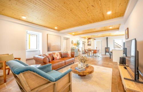 Vila Amorim - Stylish 4BR Home with Jacuzzi - Foto 1