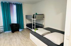 Neuwertiges Apartment mit schnellem WLAN, Netflix, Glasfaser, Kostenlose Privatparkplatz auch für Transporter geeignet R25 - Foto 3