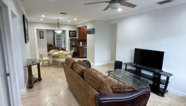 Spacious 5Bdrm, 3Bath Ideal for Families & Groups! - Foto 4