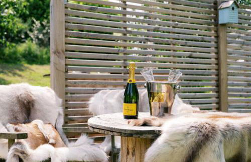 Shepherd's Hut- Hot Tub- Wellness Spa- Wood Burner - Foto 5