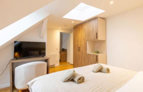 Modern Kudamm Luxury Home with 2 kitches - Foto 11