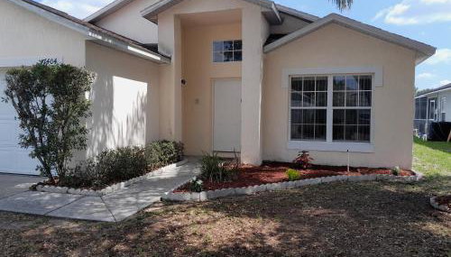 Three-Bedroom House in Clear Creek - Foto 1