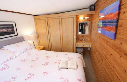 Neaum Crag Lodge ideal for a couple or family with young children in a woodland setting at Skelwith Bridge - Foto 6