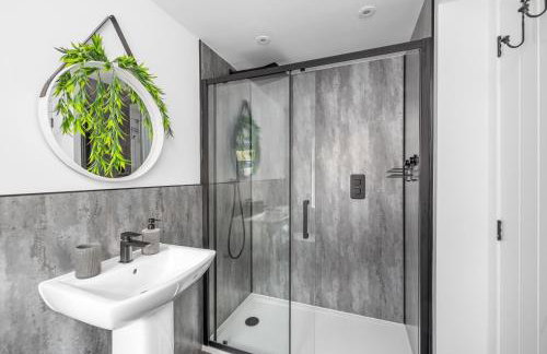 Spacious and Peaceful 4BR 2Bathroom Near Montrose Port - Foto 6