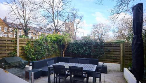 The Clapham Crib - Spacious 4BDR House with Patio - Foto 4