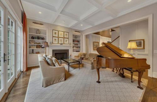 World Cup Luxury Estate Pool Gym Game Room - Foto 22