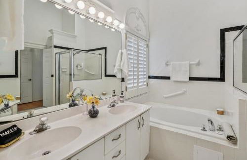 Relaxed Tropical NAPLES Retreat 5 mi to Beach home - Photo 13