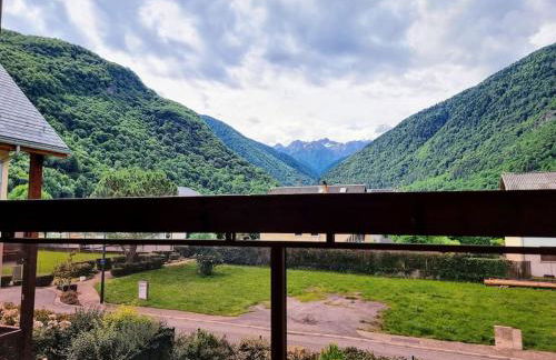 Luchon superbe appartement 8 places 80m2 vue montagne 180 - Foto 17