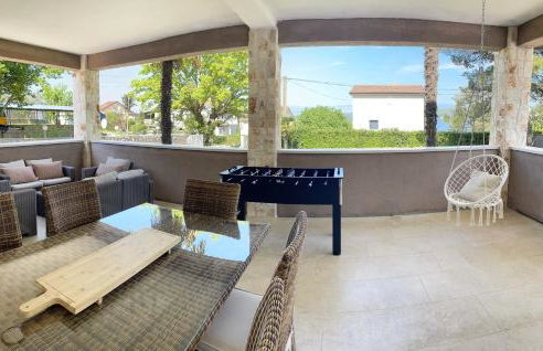 Private holiday house Villa SoulSet with garden and Pool Near Beach in Malinska, Krk - Foto 13