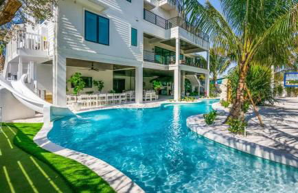 Salty Manor Estate - Foto 2