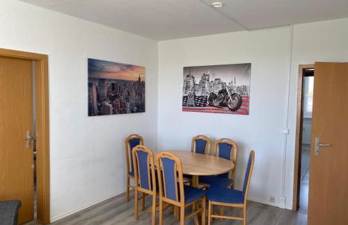 80 qm drei Schlafzimmer und Wohnzimmer Apartment - Foto 2