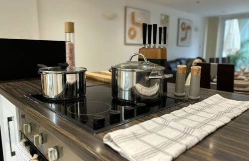 The Urban Retreat 4bdr sleep 14 - Foto 7