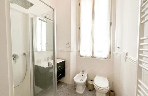 In front of Metro Cadorna La Casa degli Artisti - Photo 3