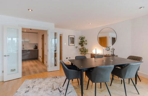 BEST THAMES VIEWS in TOWN! LARGE LUXXE NOMAD DESIGN FAMILY HOMES المساحة والأناقة تلتقي مع الراحة العربية - Foto 32