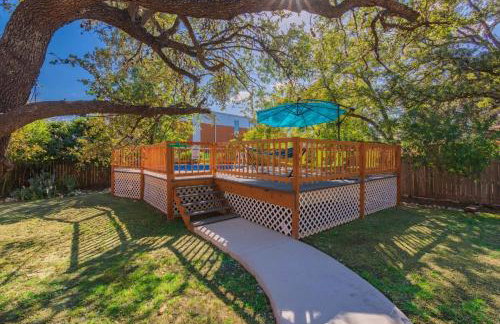 Texas Vacation Home, Game Room & POOL by Sixflags - Foto 54