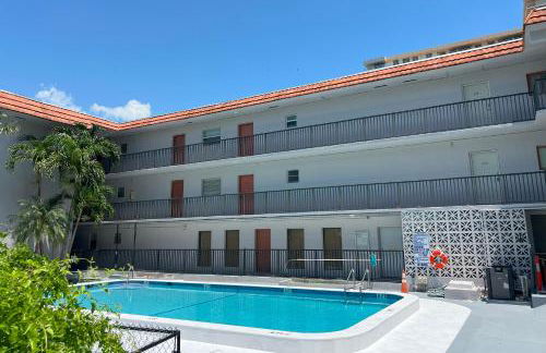 Sunny Isles Apartments by MiaRentals - Photo 26