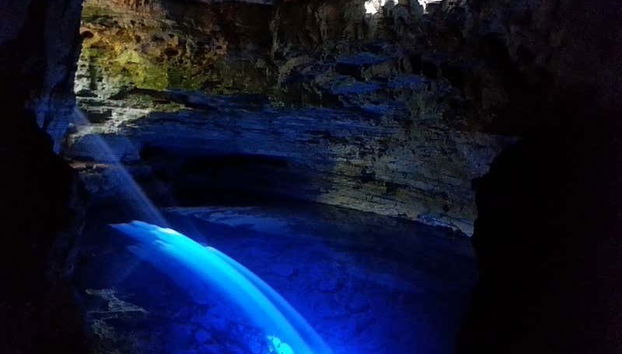 Rayon de lumière du Poço Azul