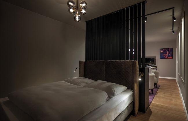 Leipzig Suites - Photo 17