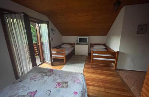 Vrata Plešivice - Foto 7