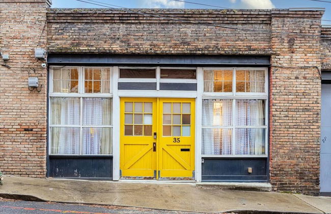 Elegant Edgy Loft on Historic Alley Parking - Foto 21