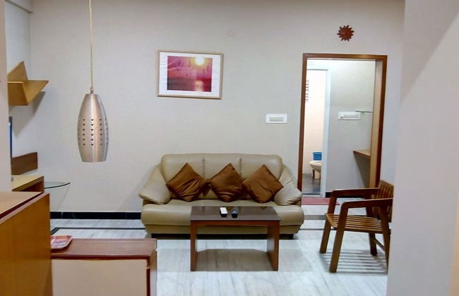 OM Residency - Photo 1