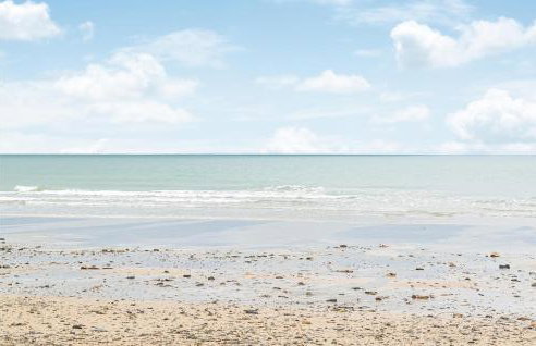 Gorgeous Home In Fierville-Les-Mines - Foto 31