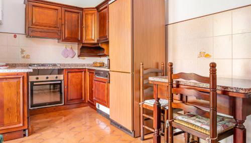 GuestHost - Yunger House with Garden and Balcony x5 - Foto 4