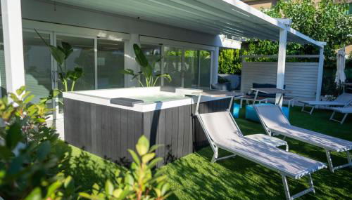 JUST SUITES - Foto 5, Garden, sunbed, Garden view