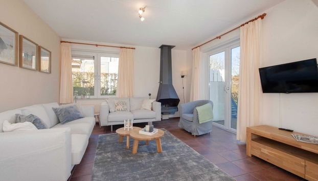 Detached Well-kept Villa With Garden, Near the Beach - Foto 5, Sala de estar