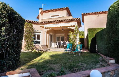 Villa Familiar c/Piscina + Wifi y Parking Gratis by Sunset Rentals (Bonmont) - Foto 40