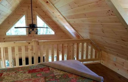 Cozy Family-Friendly Cabin with Private Outdoor Jacuzzi near Huntington, West Virginia - Foto 17