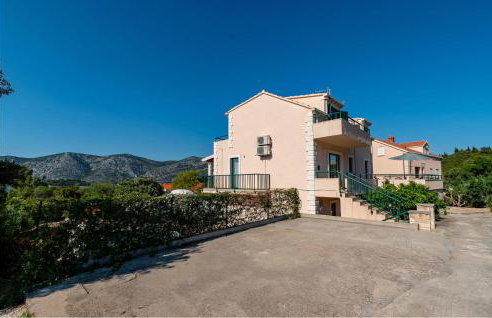 Beautiful Home In Pupnat - Photo 15