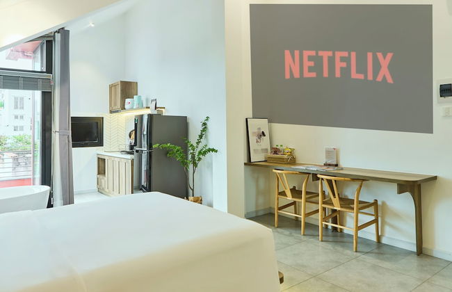 KIN WANDER TAN PHONG, THE MOONAGE - Foto 16