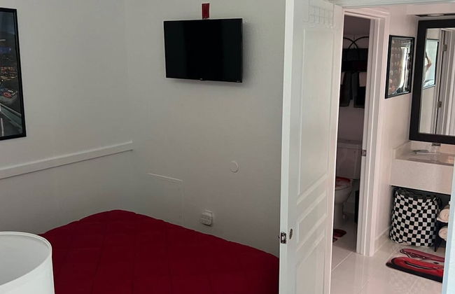 Free Shuttle 2 Queen Disney Area - Foto 15