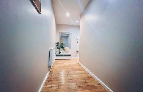 Lovely 3 Dbl Bed (sleeps upto 6) close to centre. - Foto 3