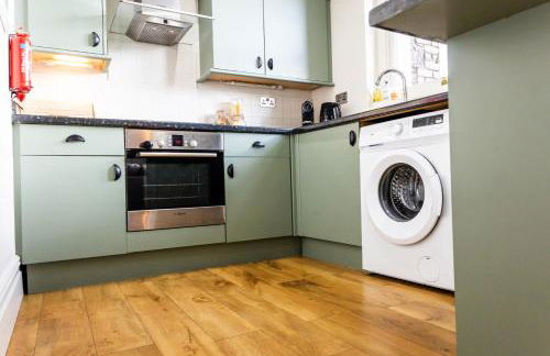 2-Bed Apartment in Redland, Bristol - Work-Ready - Foto 9