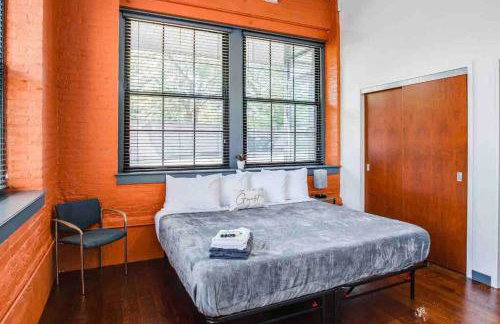 NY Style Centric Loft with King Bed by Park av - Foto 3