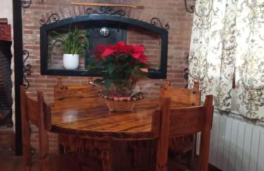 CASA TURÍSTICA Villa Carmen, CON AMPLIO JARDIN QUE INCLUYE BARBACOA, 2 PORCHES, PARKING PRIVADO Y PISCINA - Foto 14