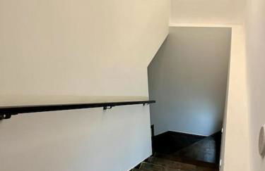 Immense Secret Cave - Foto 4